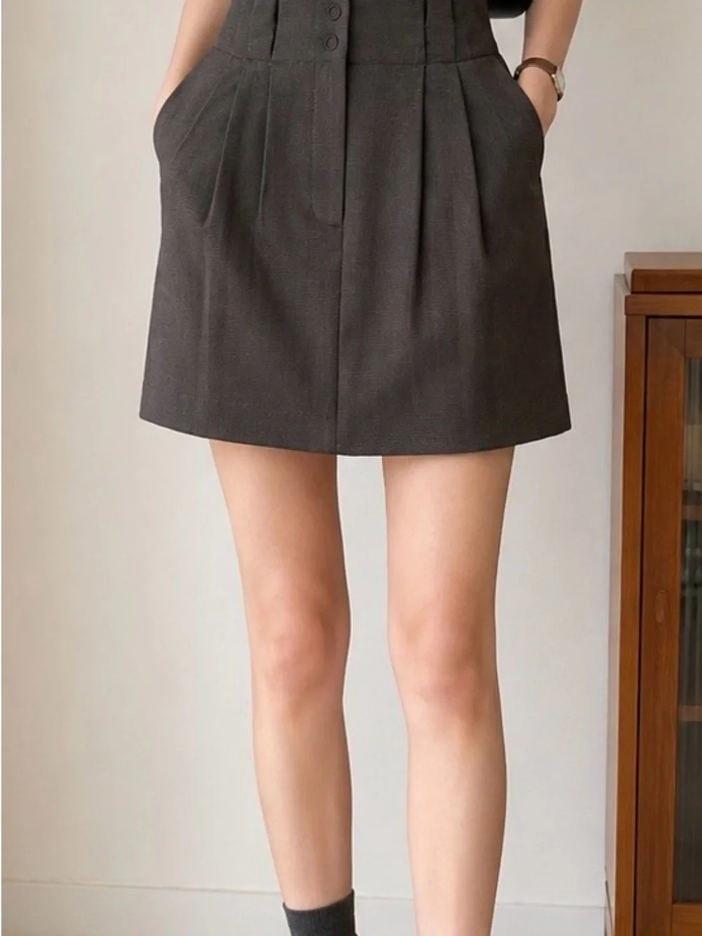 Sportsgirl Brown High Waist Pleated Tailored Mini Skirt Size 8